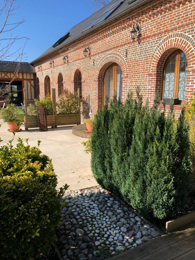 Le Jardin Des Roses Acomodação com café da manhã Gerponville Exterior foto